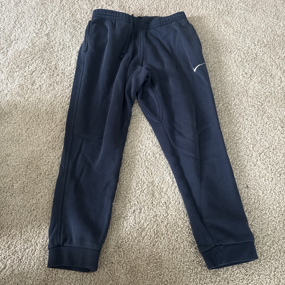 Nike Men’s Navy Blue Jogger Sweatpants with Swoosh